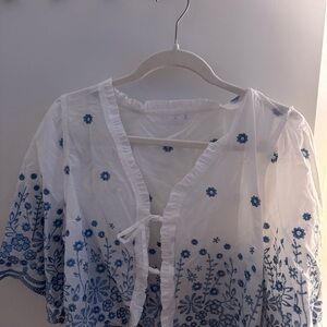 Floral Embroidered Women's Blouse
